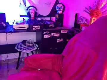 Chaturbate Free Live Porn of holyeva