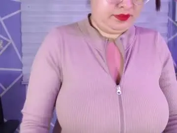 Chaturbate Live Sex Cam of missmia1_