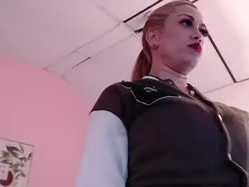 Chaturbate Live Sex Cam of agatha_smile