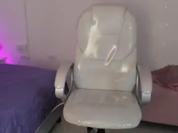 Chaturbate Live Sex Cam of amber_rose23