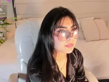 Chaturbate Watch Live Sex Cams of emywalton