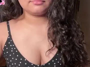 Chaturbate Watch Live Sex Cams of lubna_07