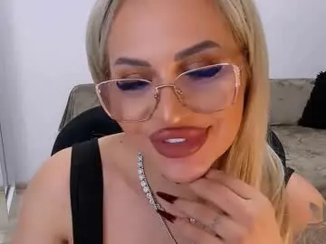 Chaturbate Live Sex of lovelyblondyxxx