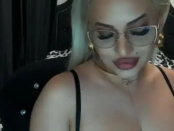 Chaturbate Watch Live Sex Cams of lovelyblondyxxx