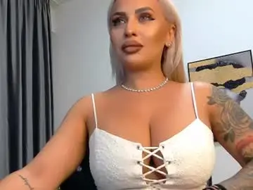 Chaturbate Sex Cam of lovelyblondyxxx