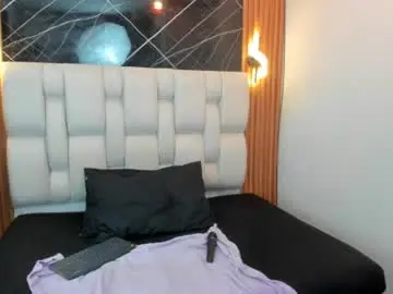 Chaturbate Best live sex cam show of melody_dl