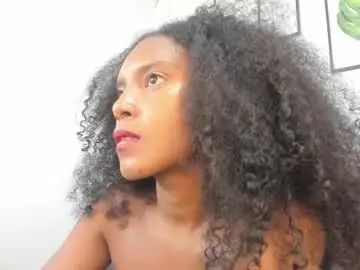 Chaturbate Nude Webcam of anamyle24