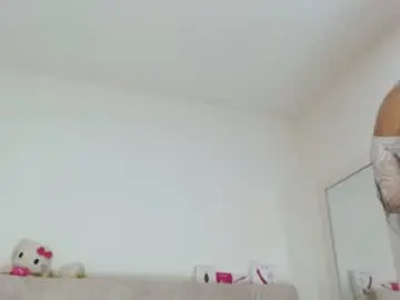 Chaturbate Live Sex Cam of sasha_creamy