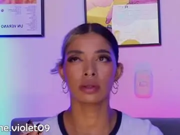 Chaturbate Live Sex of violettgrey_