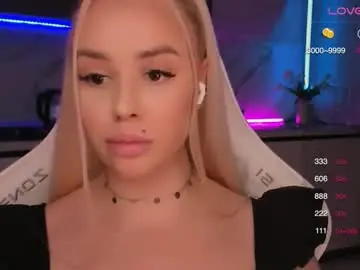 Chaturbate Watch Live Sex Cams of blond_diamond