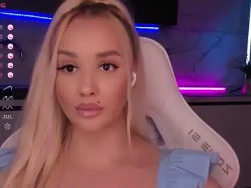 Chaturbate Free Porn Cam of blond_diamond