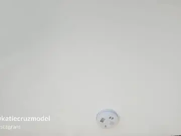 Chaturbate Live Sex Cam of katiecruz_