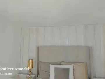 Chaturbate Watch Live Sex Cams of katiecruz_