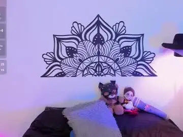 Chaturbate Free Live Porn of louanebouroff