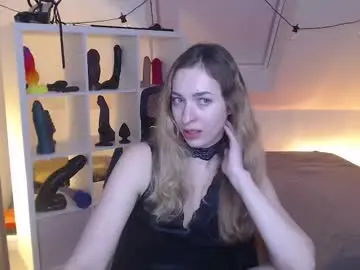 Chaturbate Live Sex Cam of scarlet_sophie