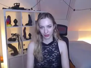 Chaturbate Live Sex Cam of scarlet_sophie