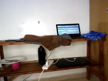 Chaturbate Free Porn Cam of queenkiah