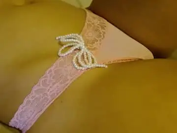 Chaturbate Free Live Porn of honeygoldenbaddie24