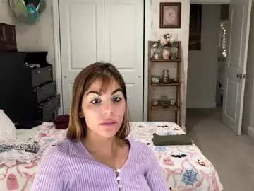 Chaturbate Live Sex Cam of urgoddessmarla