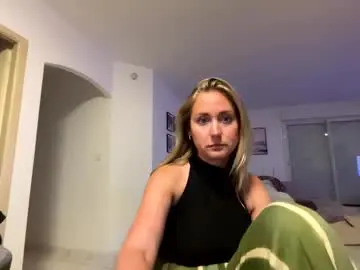 Chaturbate Adult Webcam of hollyandelon