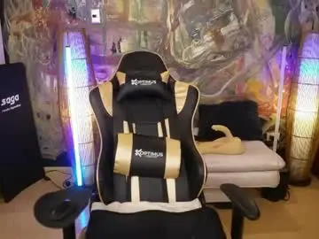 Chaturbate Free Live Porn of nurse_squirt