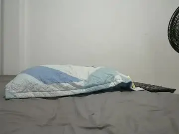 Chaturbate Adult Video Chat of laura_1717