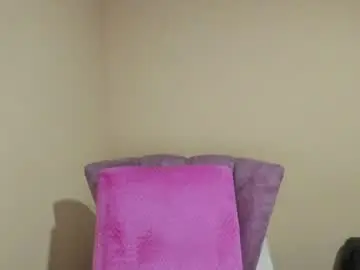 Chaturbate Live Sex Cam of lunnadoll