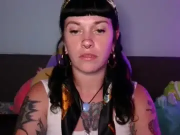 Chaturbate Live Sex Cam of marcelinealtaria