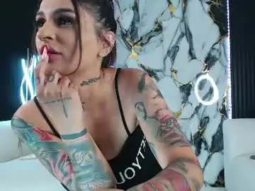 Chaturbate Free Live Porn of carolinapetra