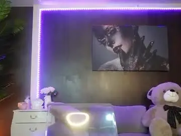 Chaturbate Best live sex cam show of carolinapetra