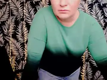 Chaturbate Live Sex Cam of oliviaoskar_