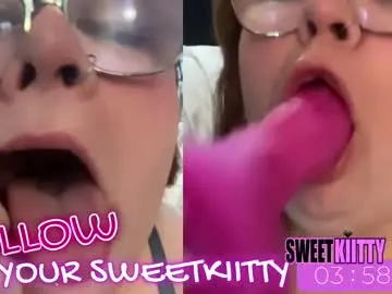 Chaturbate Watch Live Sex Cams of sweetkiitty3