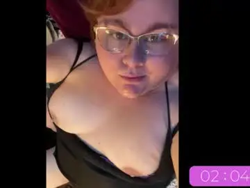 Chaturbate Live Sex Cam of sweetkiitty3