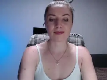 Chaturbate Live Sex Cam of bb__bonami_