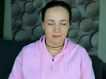 Chaturbate Live Sex Cam of cutesmile_sharon