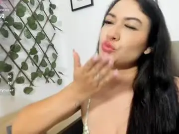 Chaturbate Nude Webcam of madeleine_w