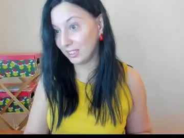 Chaturbate Live Sex Cam of cuckqueenxxl