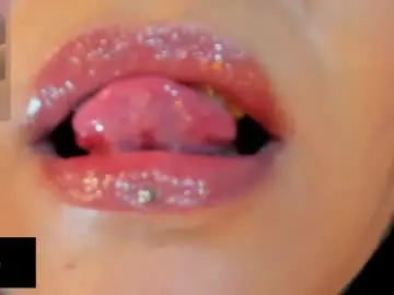 Chaturbate Free Live Porn of honey_mooon