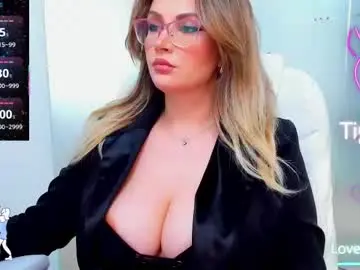 Chaturbate Live Porn of evelyne_rose