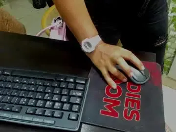 Chaturbate Free Porn Cam of isabella_noirr