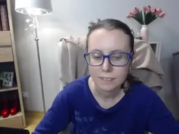 Chaturbate Live Sex Cam of lizzy_sparkle