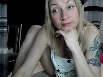 Chaturbate Live Sex Cam of lollifox_1