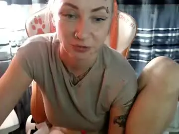 Blonde milf cams
