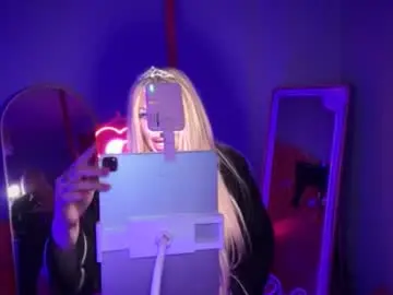 Chaturbate Best live sex cam show of plasticfuckdoll