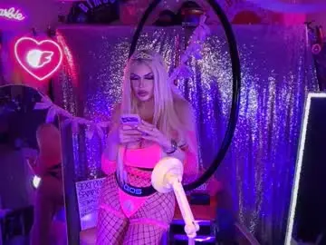 Chaturbate Best live sex cam show of plasticfuckdoll