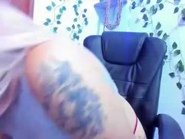 Chaturbate Live Porn of akami_black