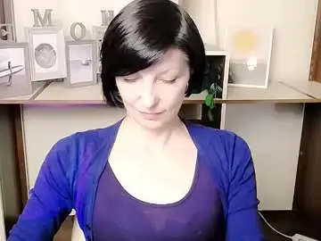 Chaturbate Live Sex Cam of angelinalov_