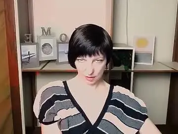 Chaturbate Free Porn Cam of angelinalov_