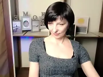 Chaturbate Live Sex Cam of angelinalov_