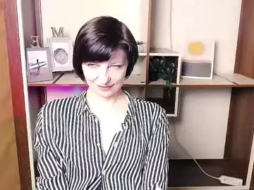 Chaturbate Best live sex cam show of angelinalov_